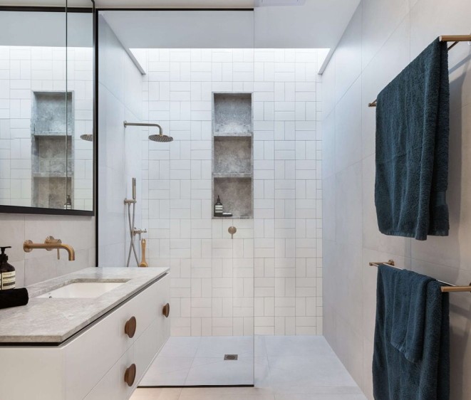 Taurus Black - Photo 2