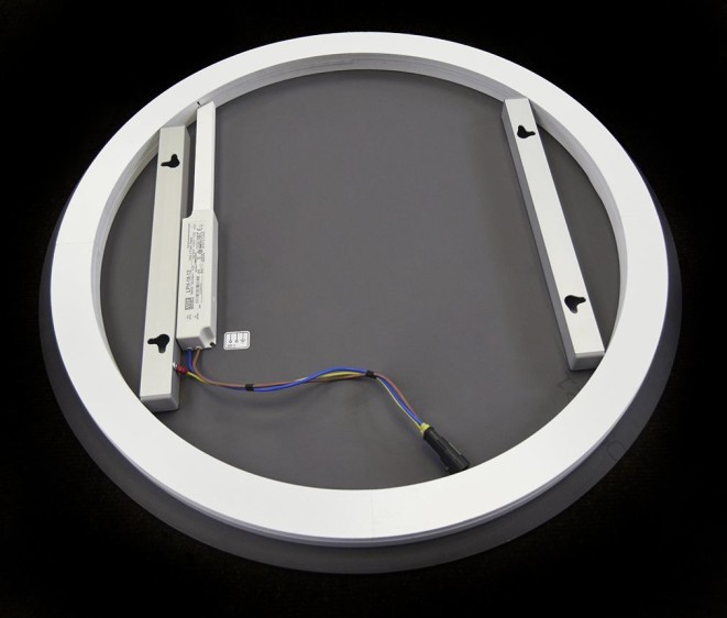 Shape 01 + Ambilight - Photo 5