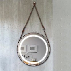 Captain Silvia spiegel Captain Silvia spiegel